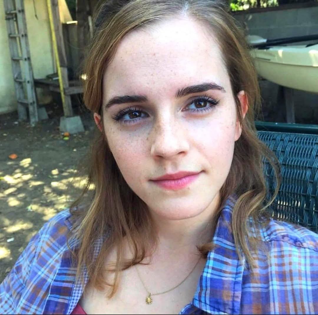 uOTDfX1l Emma Watson 03.jpg